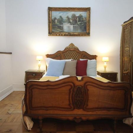 Antique M1 R1 - Amazing Double Room With Shared Bathroom In Marques Pombal Lisbon Bagian luar foto